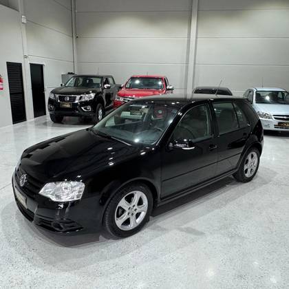 VOLKSWAGEN GOLF 1.6 MI SPORTLINE 8V FLEX 4P MANUAL VOLKSWAGEN GOLF 1.6 MI SPORTLINE 8V FLEX 4P MANUAL